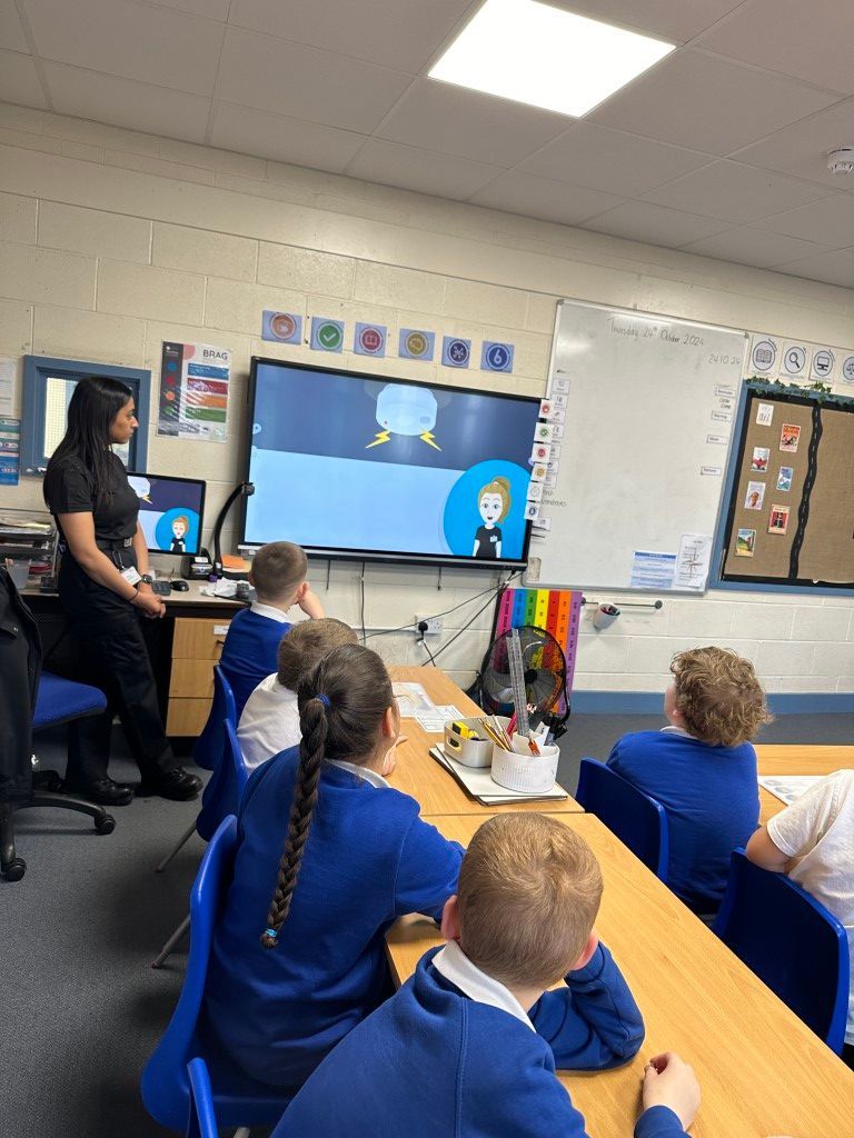 👩‍🚒 Last week, Year 3 were visited by Erin from the <a href="/SYFR/">South Yorkshire Fire</a> Service. They were given a talk and presentation, then took part in some activities, and discussed how to be safe in the lead up to Bonfire Night.

Well done Y3, great work! 😁

#WeListenToOthers