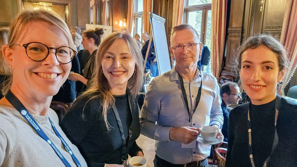 CRESCO_SFF_UiO's tweet photo. CRESCO joined a workshop with 10 other CoEs on #CareerDevelopment for young researchers held at the esteemed Vitenskapsakademiet. 🏛️
Valuable discussions and insightful lectures made it an enriching experience. Proud to support the next gen of researchers! 🌱🚀
 #CRESCOecr #KUPP3 https://t.co/nGyW3YTV3B