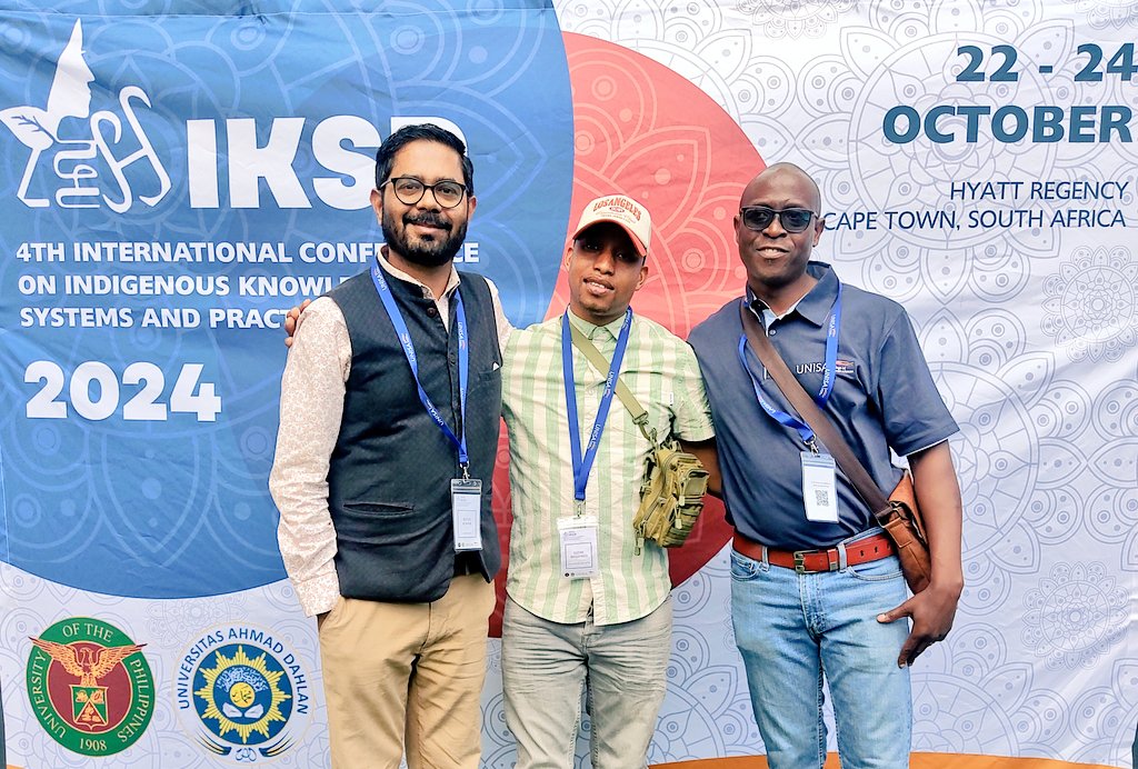 RohitK_IR's tweet photo. Elated to present my research on conflict (resoln) in #Panchatantra at 4th #unisaIKSP conf in #CapeTown. Grateful for inspiring, insightful discussions on indigenous knowledge, practices &amp; #decolonizing knowledge-making.

Must say, convo re #decoloniality is stronger in Africa. https://t.co/7pvNvUSHTU