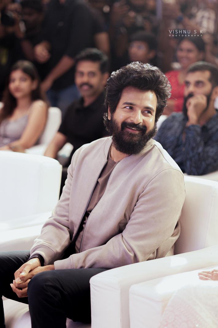 vishnusk_'s tweet photo. @Siva_Kartikeyan #Amaran Promotions Kochi ♥️ 

#SK #SivakarthikeyanTeam #Vishnuskphotography #Trending #Latest #Sivakarthikeyan𓃵
#sivakarthikeyanfans

@SKProdOffl
@LovSiva
@_SK_Fans_Club_ @SK__24x7 https://t.co/3nLQ9unIOt
