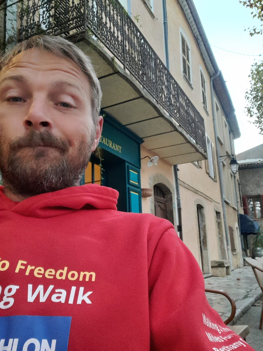 LongWalk2024's tweet photo. Day 28

Good morning to all my friends &amp; @followers &amp; to all the lovely people of #tourtour 

This a small village but a beautiful one too, didn't sleep outside as a kind lady give me a fully apartment to myself.

@bethanychtrust

https://t.co/r9UttnrnJG https://t.co/sKWaeTZd9B
