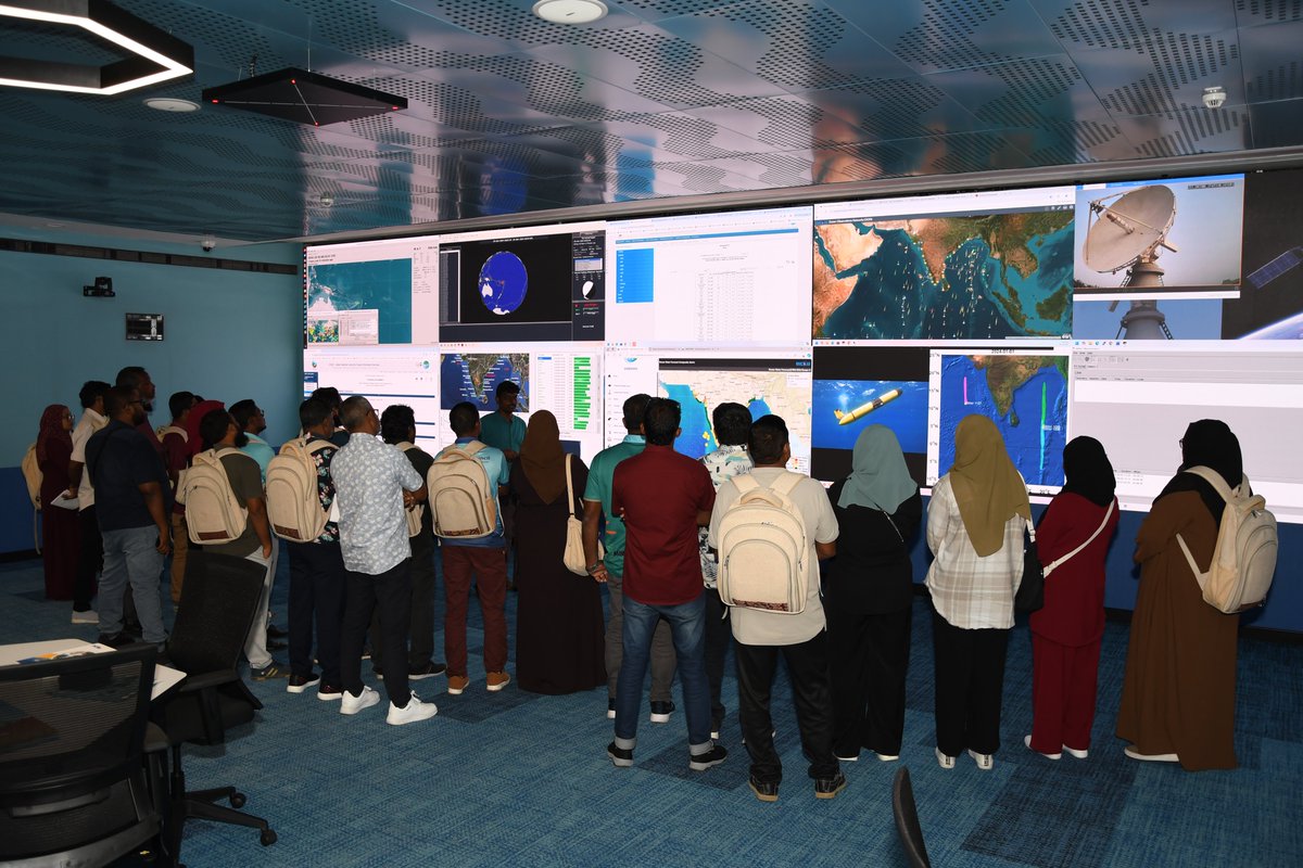 incoismoes's tweet photo. Over 30 officials from Local Government Authority of Maldives (@lgaMaldives), visited #INCOIS on 29 October 2024 for an insightful knowledge exchange. The session fostered #globalcollaboration and provided exposure to advanced #oceanographic services developed by #INCOIS to support and empower coastal communities.
#MoES #NIRDPR #MarineResearch
@moesgoi @DrJitendraSingh @OfficeofDrJS @ravi_moes @tummalasrini @UNESCO @DCC_IOR @UNOceanDecade @PIB_India