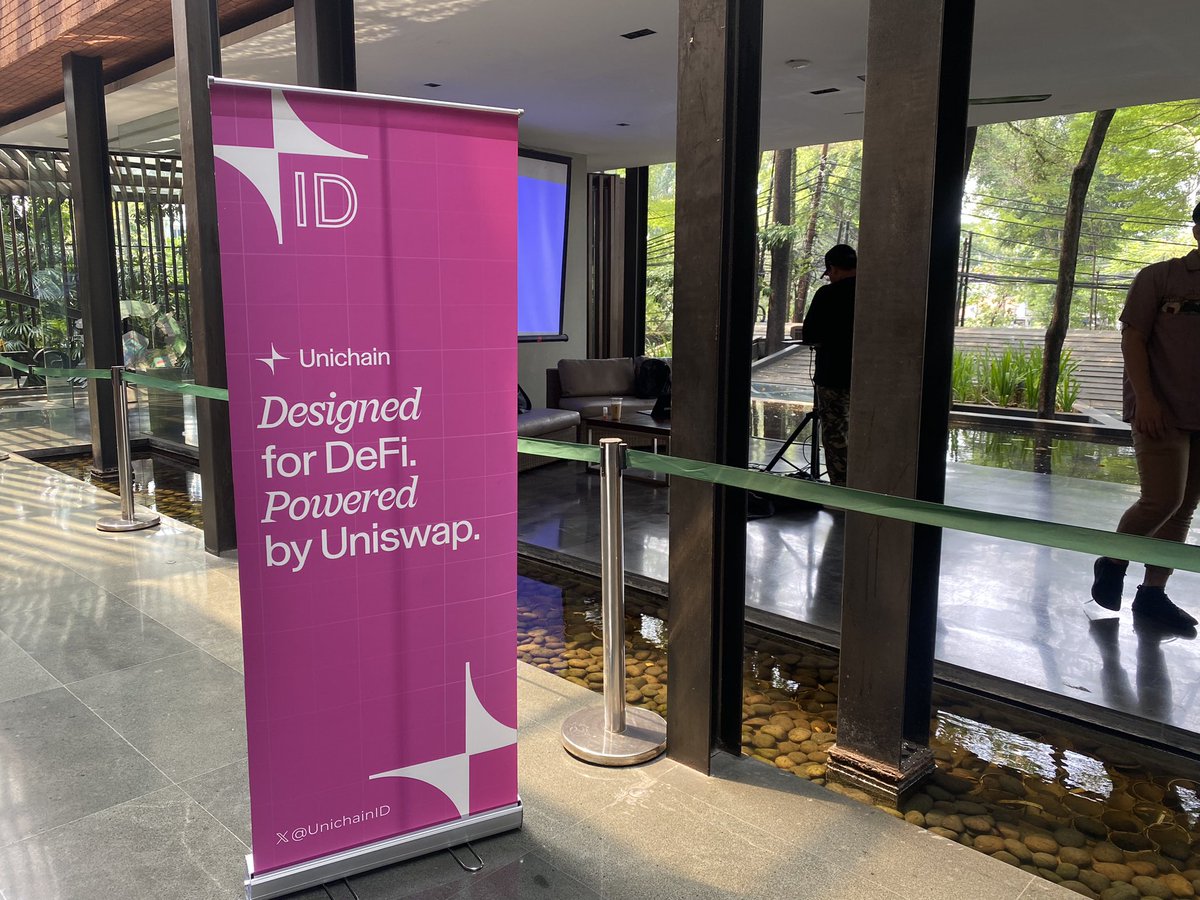 Absen siapa yang hadir hari iniii?🙋🏻‍♂️