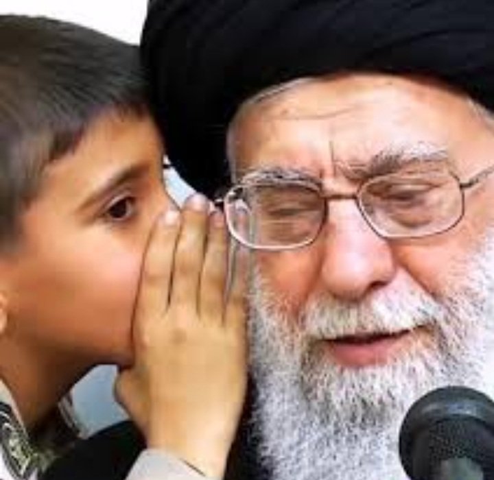 dokhtar_mahtab1's tweet image. گفتم یکم زیبایی تزریق کنیم به توییتر
"سایتمستدامرهبرم"
#لبیک_یا_خامنه_ای
#علمدار