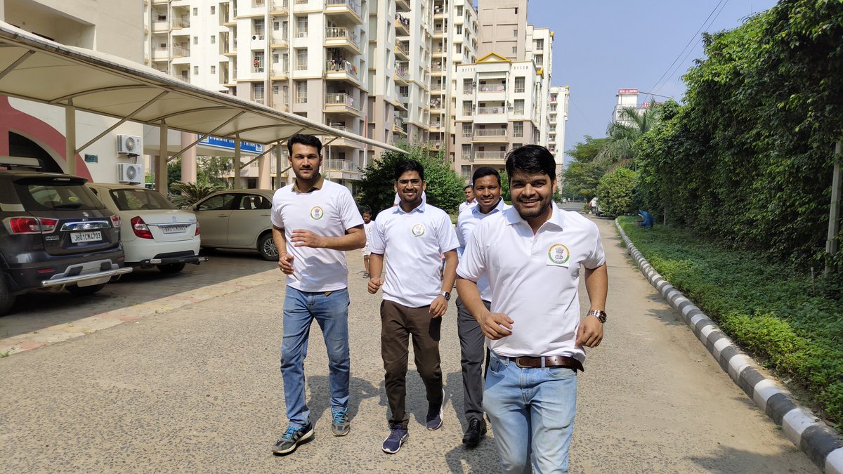 PIB_Patna's tweet image. Together, we celebrate the strength of a united India! 🇮🇳
Leading up to #RashtriyaEktaDiwas, @PIB_Patna and @CBC_Patna jointly organised an inspiring #RunForUnity in LNJP awasiya parisar in #Patna with the approch of jan bhagidari.
#SardarVallabhbhaiPatel