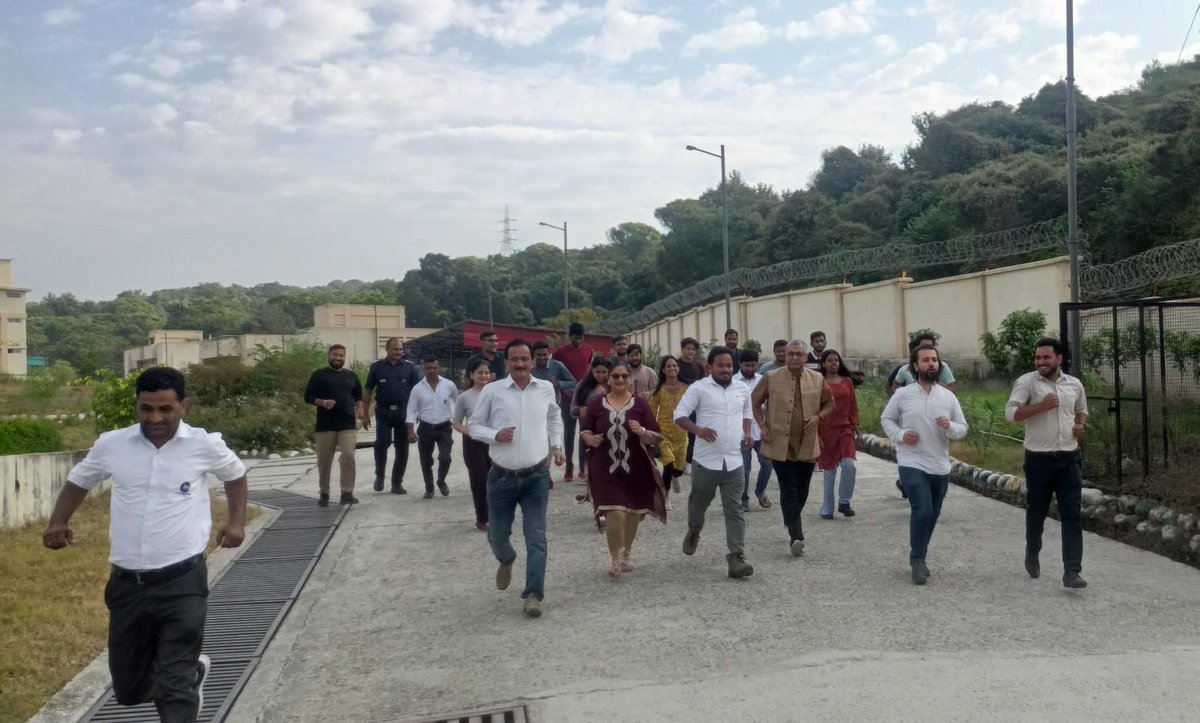 iimcjammu's tweet image. Students, staff and faculty of @iimcjammu participated in the #UnityRun on 30.10.2024.
@IIMC_India @MIB_India