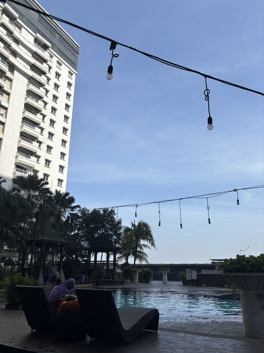 Kennys1106's tweet photo. gbt info ank jakarta selatan dong https://t.co/nH4U2Tht6t