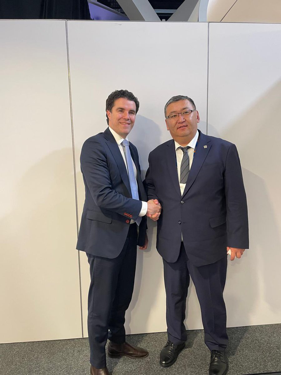 AusAmbMongolia's tweet image. Австралийн Олон улсын уул уурхай, эрдэс баялгийн чуулга уулзалт #IMARC өчигдөр Сидней хотноо эхэллээ. Чуулга уулзалтын үеэр 🇲🇳 Аж үйлдвэр, эрдэс баялгийн сайд Ц.Туваан, 🇦🇺 Эрдэс баялгийн сайд Маделин Кинг, 🇦🇺 Гадаад хэргийн туслах сайд Тим Ваттс нар санал солилцов.