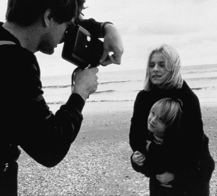 Filming the super-8 sequence of 'Paris, Texas' (1984) Wim Wenders.