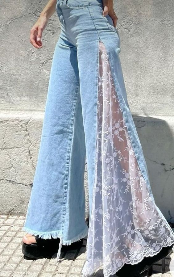 archivedlooks's tweet photo. Lace jeans https://t.co/8y6eLgkiAx