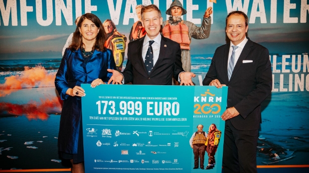 [Regio] Gooise gemeenten schenken duizenden aan 200-jarige KNRM -  belnieuws.nl/l/345372