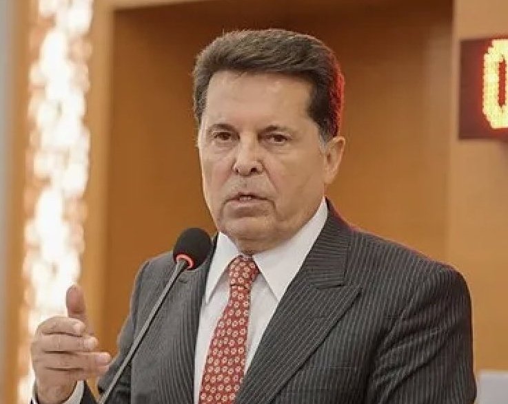 📍 CHP'li Esenyurt Belediye Başkanı Ahmet Özer, hakkında yürütülen terör soruşturması kapsamında gözaltına alındı.