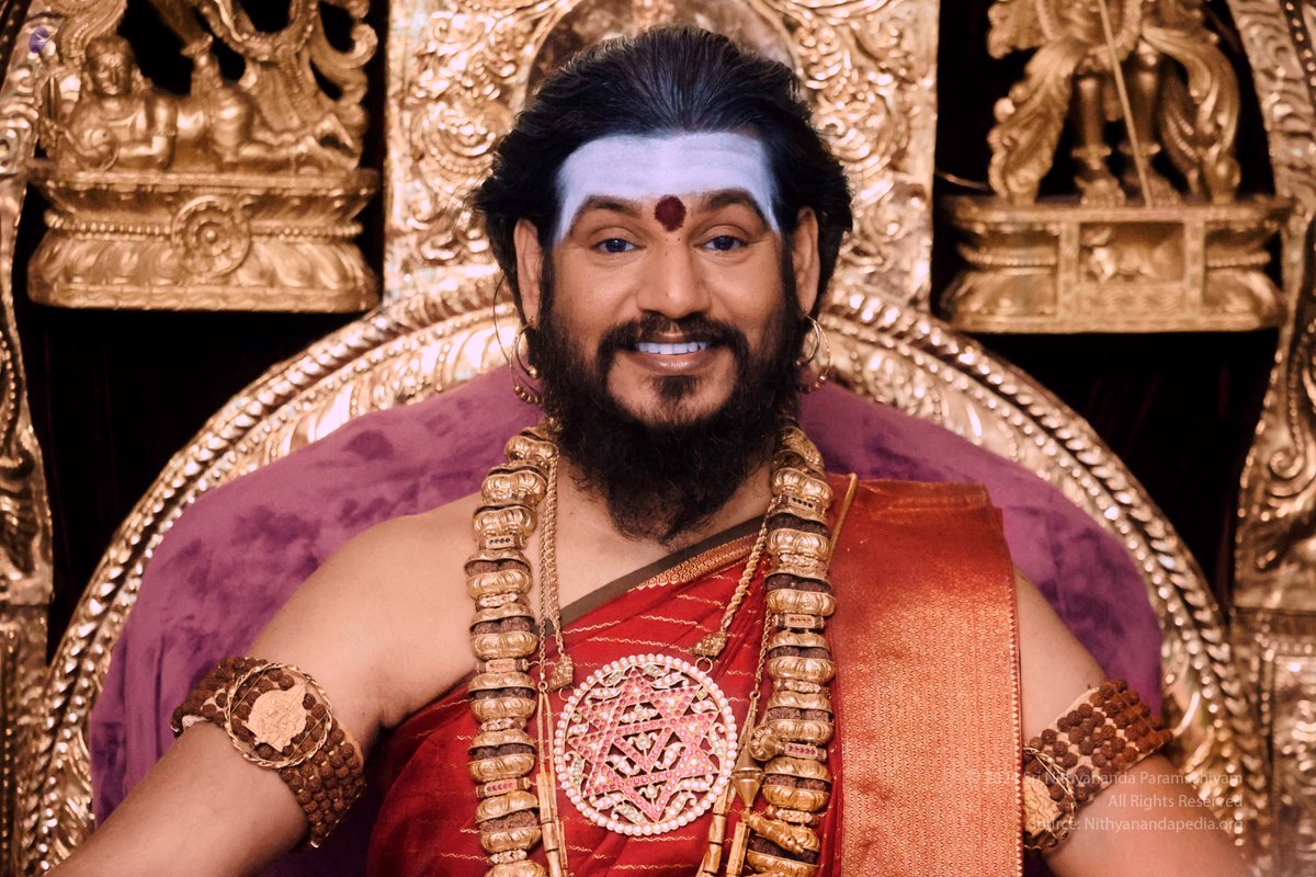 SriNithyananda's tweet photo. 🌸✨ Glimpses of Divine Darshan Day 4 : Witness the profound presence of Devi Parashakti in these sacred glimpses, radiating blessings and spiritual energy to uplift consciousness and deepen each devotee’s spiritual path. 🙏💫
#DivineDarshan #DeviParashakti #SpiritualJourney #Blessings #ElevateConsciousness #KAILASA