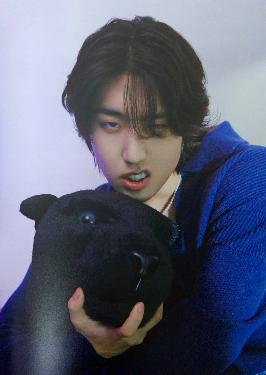 geunyangtang's tweet photo. HAN Dicon Interview 2024 | ๐ฐ๐ท->๐บ๐ธ by geunyangtang
A natural, leaves โoneโ stroke
โA charm that people donโt know yet? I havenโt changed that much so Iโm not sure.โ
#ํ #ํ์ง์ฑ #ใใณ
#StrayKids #์คํธ๋ ์ดํค์ฆ https://t.co/zW7tZ0NpOA