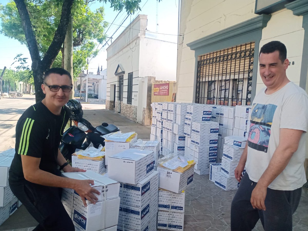 Entregamos la ropa de trabajo en Las Colonias dlvr.it/TFtN7N