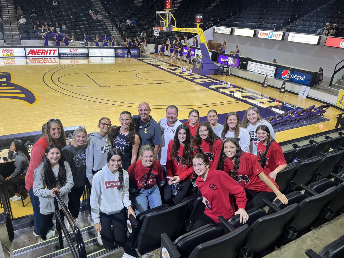 Took a trip up the road to watch former Lady Raider <a href="/bellaballer23/">Bella Vinson</a> play! #LadyRaiders🏀⛹️‍♀️