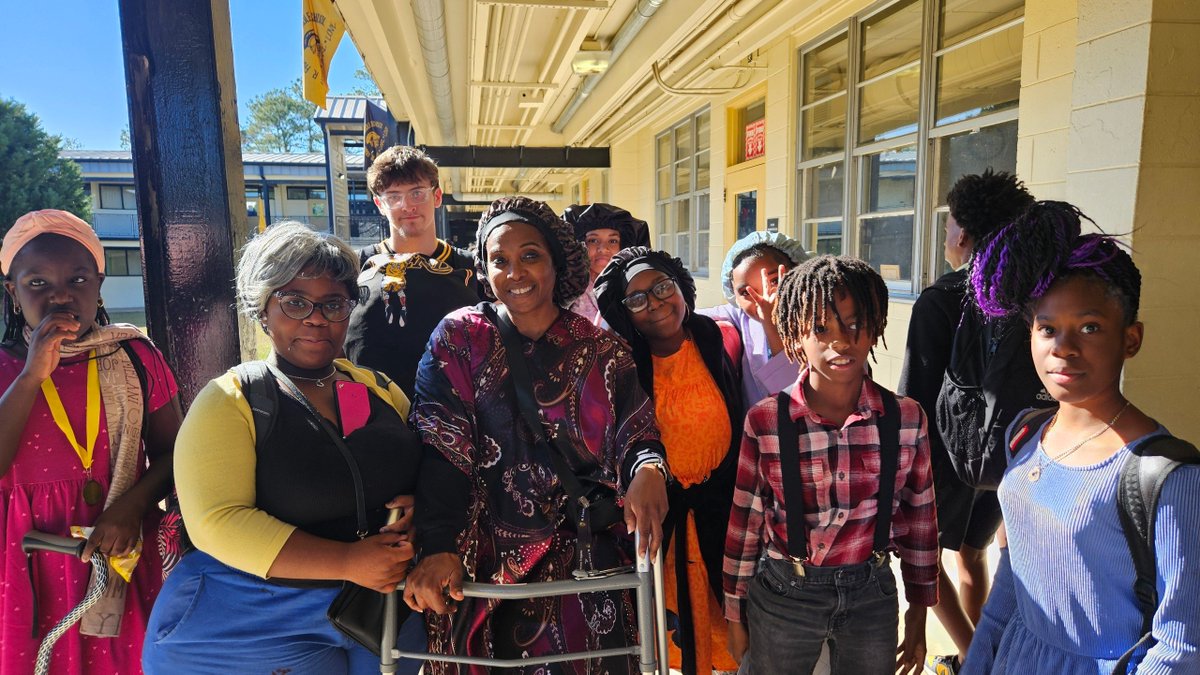 R. Frank Nims Middle School tweet media