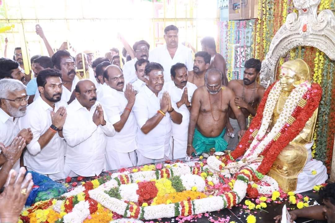 அஇஅதிமுக தொண்டர்கள் உரிமை மீட்பு குழு tweet media