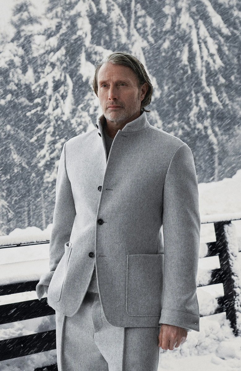 🥃 | MADS MIKKELSEN! ❤️‍🔥 Novas fotos de Mads Mikkelsen para Zegna 💙 

© zegna.com/us-en/mads-mik…