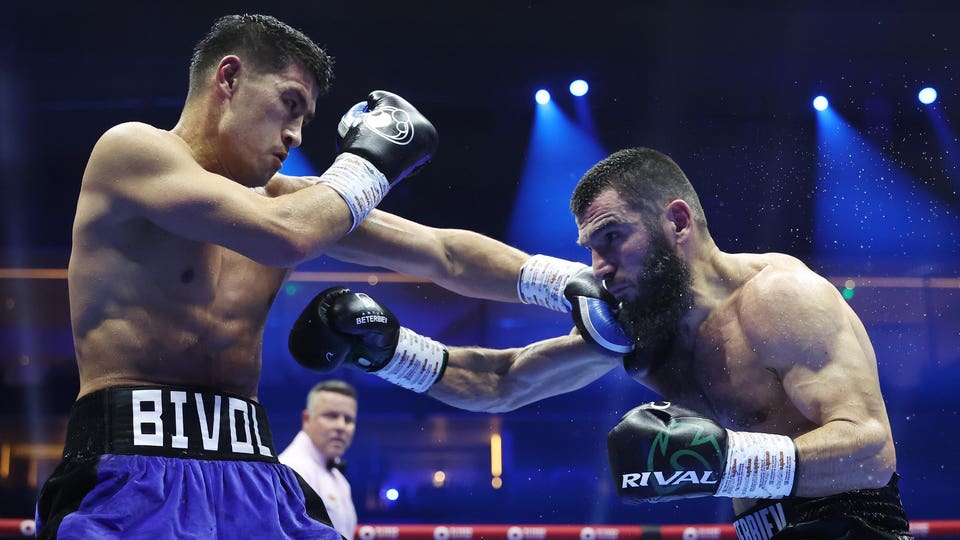 🥊🎙️ Uppercut, 10ème ! On effectue le débrief des meilleurs combats de boxe anglaise d'octobre (dont bien sûr l'explosif Beterbiev vs Bivol) avant un panorama de ce qui nous attend de mieux en novembre. Enjoy ! 🔥 

Apple: bit.ly/3UxBQyX
Spotify: bit.ly/4hs123W