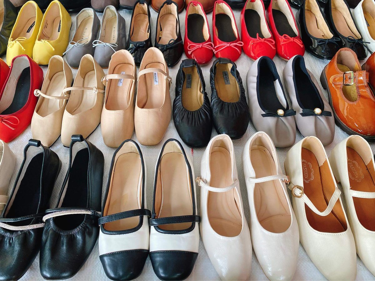 TaeTae010020's tweet photo. รองเท้ามือสอง แมรี่แจน แมรี่ใจ👠 คัชชู🥿 ทรงตุ๊กตา🩰 น่ารักๆๆ 💗✨ ทุกคู่ราคา179฿ ค่าส่ง 49฿ คู่ต่อไปบวกเพิ่ม 10฿ ค้าบ  ใครสนใจทักdm เค้นได้เลตน้าาต💗✨🫶🏻  #ส่งต่อcintage #ส่งต่อรองเท้า  #รองเท้ามือสอง #ส่งต่อstylist #ส่งต่อvictoriassecret #cintageshopส่งต่อ https://t.co/yZnEdENoNX