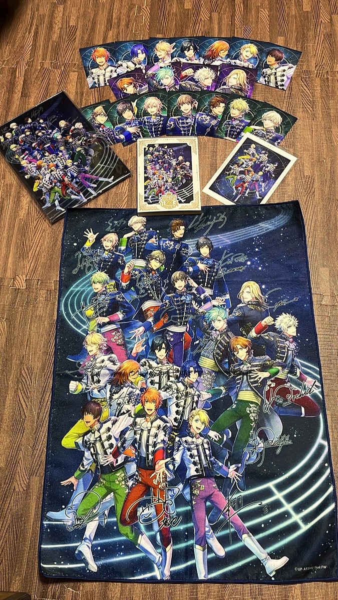 HYK_____55's tweet photo. 特典がもりもりすぎて驚きを隠せない
大好き愛してる
 #うたプリ  #ASSMU https://t.co/1nkEuoWOi8