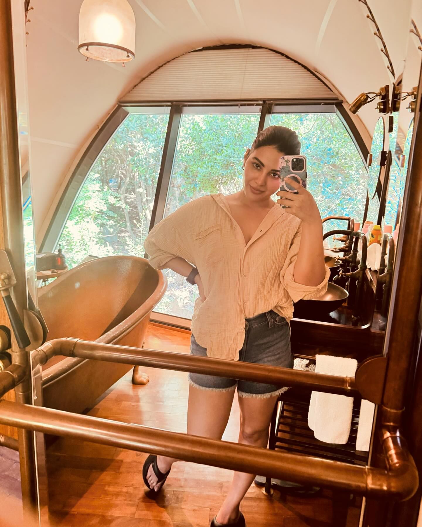 GbI2gR7XwAAlWuI?format=jpg&name=large