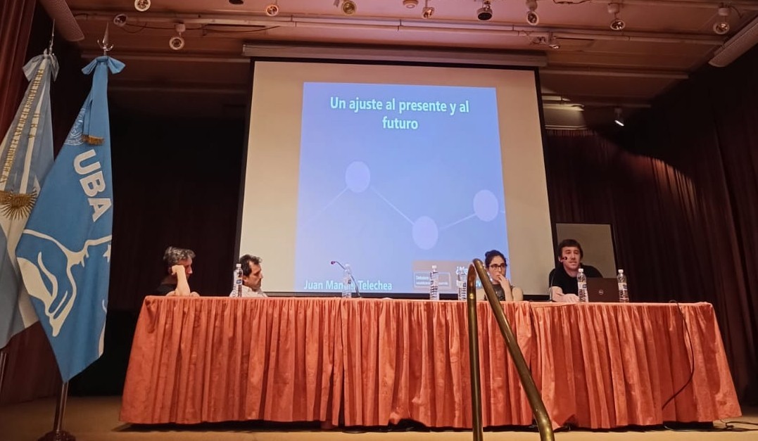somos_refresh's tweet image. Ayer realizamos el primer panel de las jornadas a salón lleno! 💥
Muchas gracias a todos por venir y sobre todo a @mgrapetti @jmtelechea y @diegocoatz por participar, un honor para todos.
Esto sigue! Los esperamos el martes 5/11 a las 19hs 👉forms.gle/uWtxaRBX7btZax…