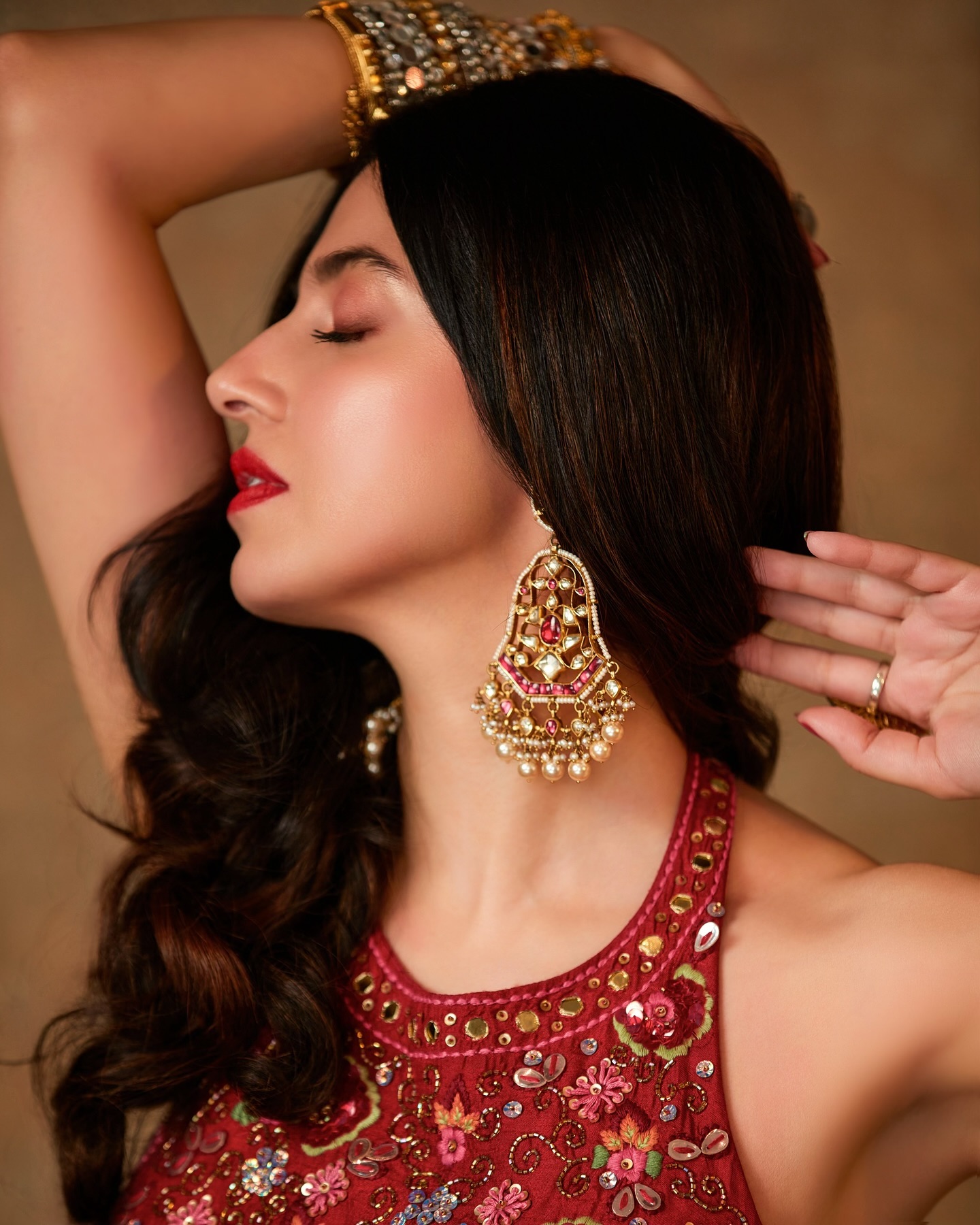 GbI3eYtWsAAwE7x?format=jpg&name=large