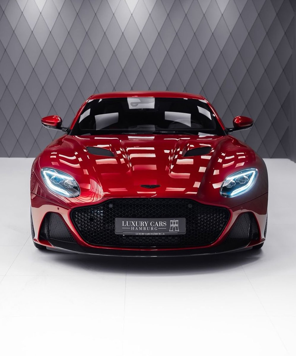 LuxuryCars365's tweet photo. Aston Martin DBS Superleggera 🌹 https://t.co/2Wbz6orLQ1