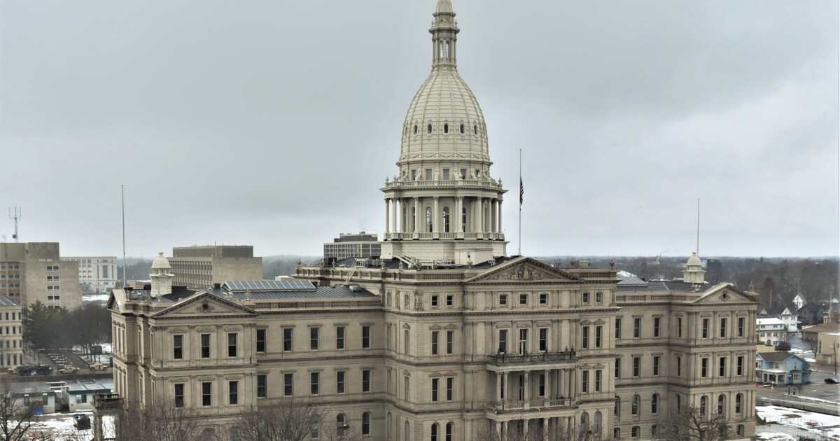 GOP seeks to win back Lansing influence in MI House races radio.wcmu.org/local-regional…