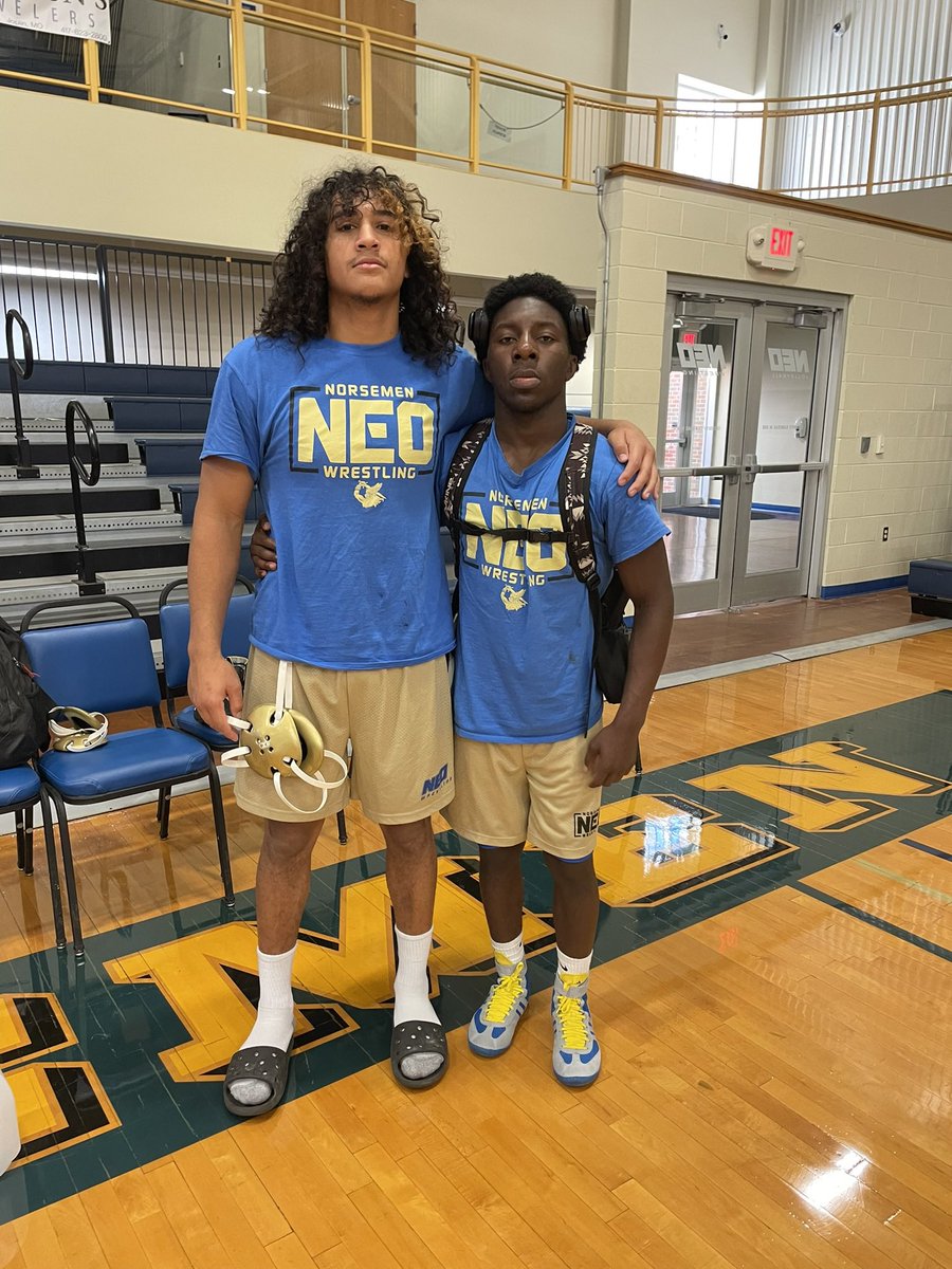 Blue and gold dual #neo #jyd