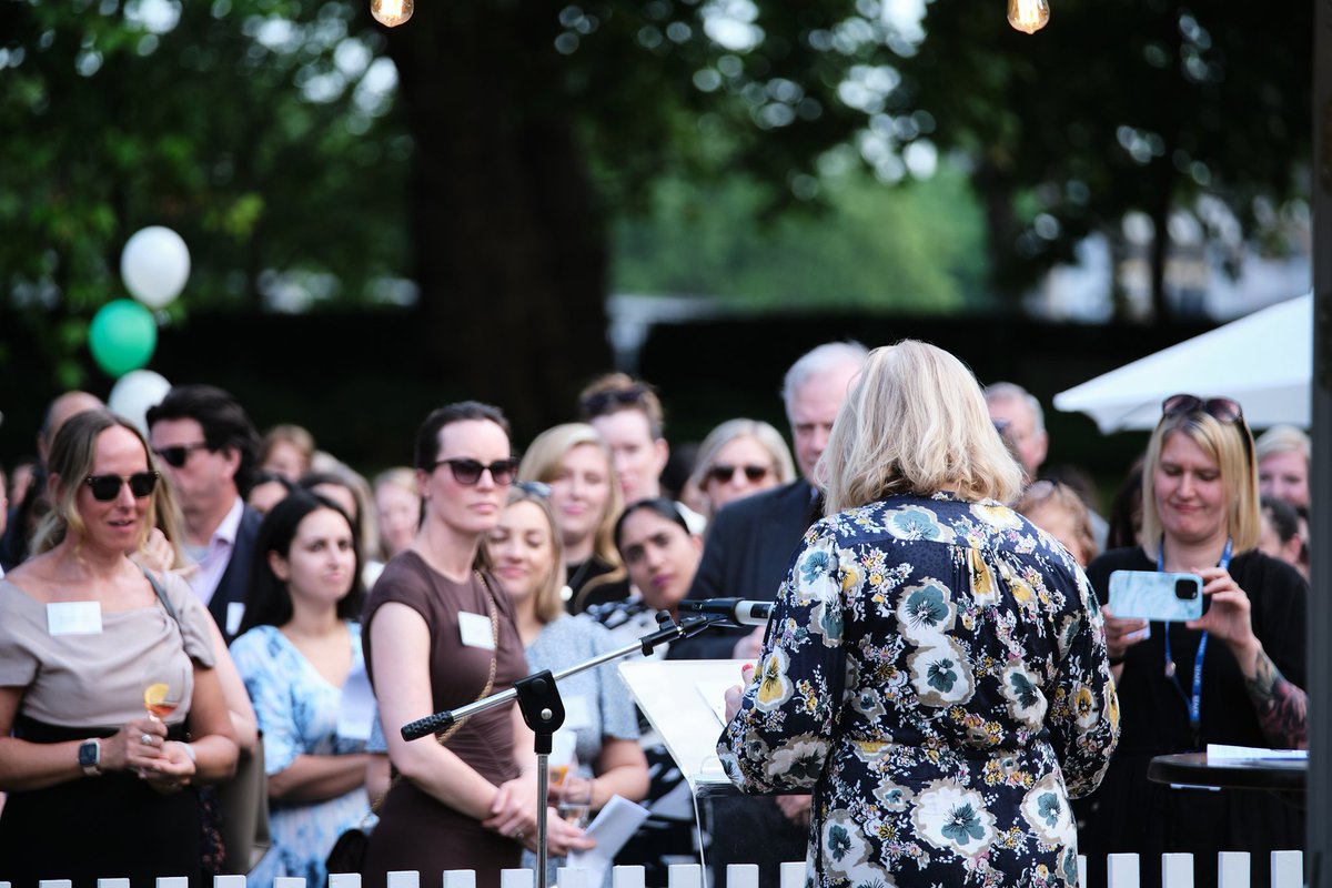 The Inns of Court Alliance for Women (@icaw_22) on Twitter photo We're on Instagram now! 📸🎉
Why not give us a follow? 👀
instagram.com/p/DBtvzaKAIO0/…
<a href="/middletemple/">Middle Temple</a> <a href="/lincolnsinn/">The Honourable Society of Lincoln's Inn</a> <a href="/HonSocGraysInn/">Gray's Inn</a> <a href="/TheInnerTemple/">The Inner Temple</a> We're on Instagram now! 📸🎉
Why not give us a follow? 👀
instagram.com/p/DBtvzaKAIO0/…
<a href="/middletemple/">Middle Temple</a> <a href="/lincolnsinn/">The Honourable Society of Lincoln's Inn</a> <a href="/HonSocGraysInn/">Gray's Inn</a> <a href="/TheInnerTemple/">The Inner Temple</a>