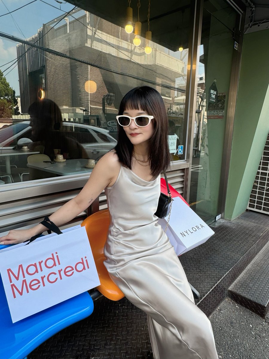 blockjengirl's tweet photo. 聽說比特幣又創新高是嗎
牛牛真的回來了嗎不要又騙
做項目好忙現在又要超英趕美的加速哩🙇🏻‍♀️

昨天大半夜跟群友把年初放在梅林🧙和逼兔🐰的BTC想辦法挖出找回了，看來可以再去韓國血拼吃美食喝酒酒了哦🇰🇷

就想問老大，何時能放假？
然後再問 @0xYeye_ Ye仔，我的幣幣何時上十萬？🤤😎

#KBW #laterpost https://t.co/x2iHbZnBHG