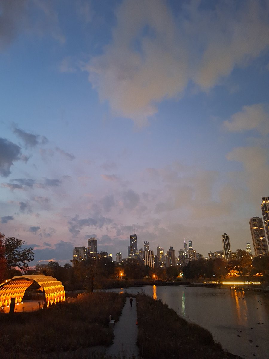 Some gaff! 
<a href="/NASSSport/">NASSS</a> #nasss2024 #Chicago #jetlaggedtefook