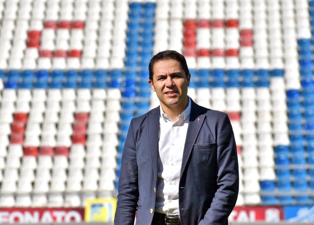 columnaderazta's tweet photo. 📇 Cruzados ha pagado indemnizaciones millonarias para cubrir los errores de Buljubasich, y ahora pretende un nuevo aumento de capital, por 170.000 UF (Cerca de 6.8 millones de dólares), para ir al rescate de Juan Pablo Pareja, que pensó que el mercado era estático.

#LosCruzados https://t.co/chOtXklYT0