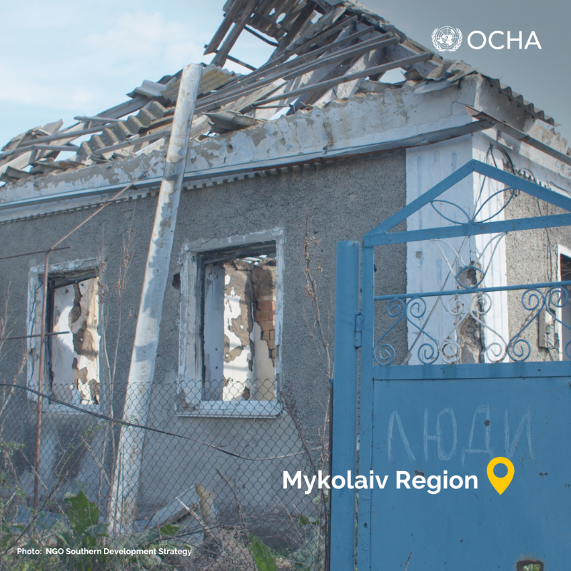 OCHA_Ukraine's tweet photo. ❄️The cold season is settling in #Ukraine. 

Non-stop attacks left the most vulnerable people in front-line communities in damaged or destroyed homes.

With heating or electricity cuts, many struggle to keep warm.  

Humanitarians are mobilizing efforts to provide aid on time.