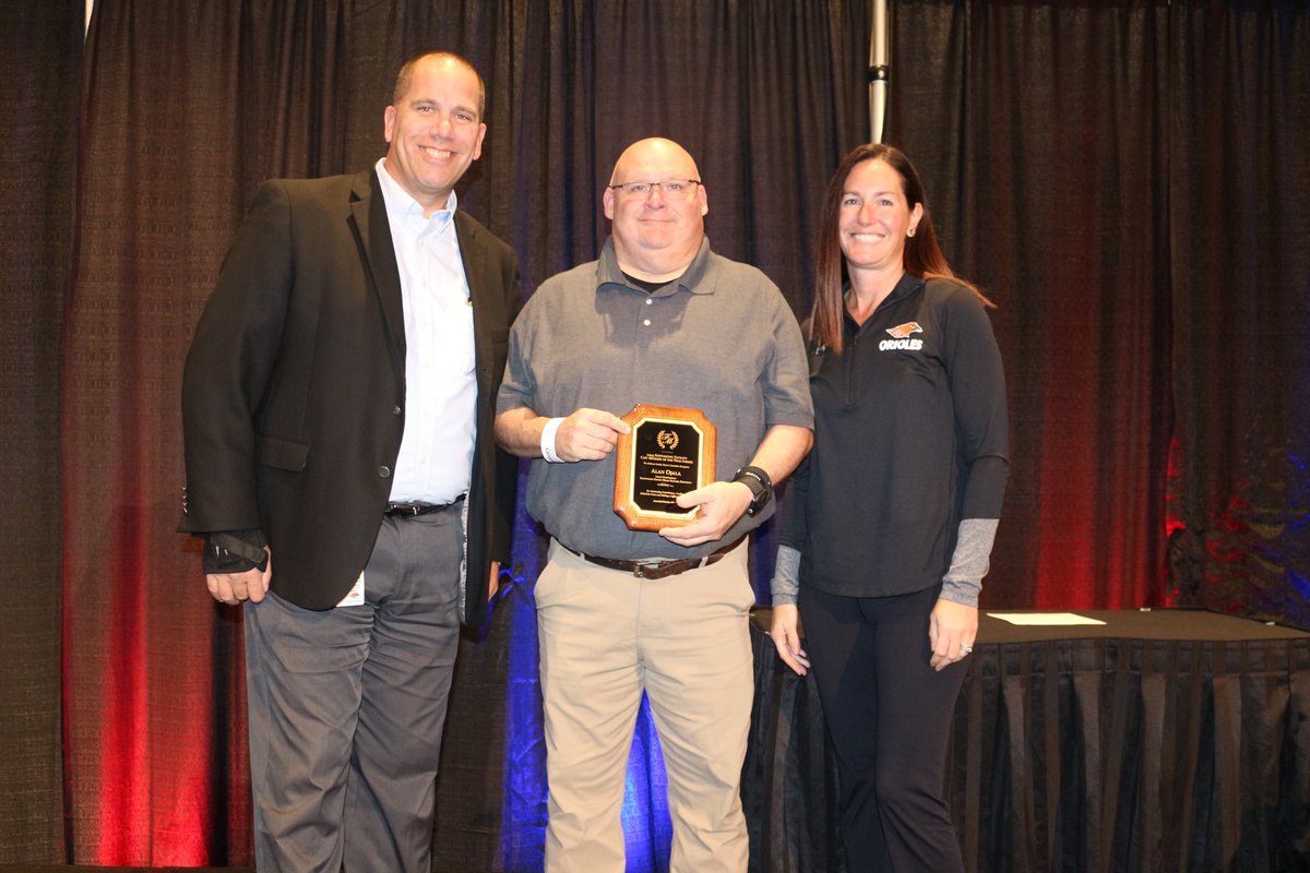The Midwest Facility Masters Planning Committee is proud to announce Alan Ojala, Lead Custodian for <a href="/HUHS_District/">Hartford Union High School District</a> , as the recipient of the 2024 Supporting Facilities Cast Member of the Year Award. Watch his recognition video here: youtu.be/btHnlyR2z5s