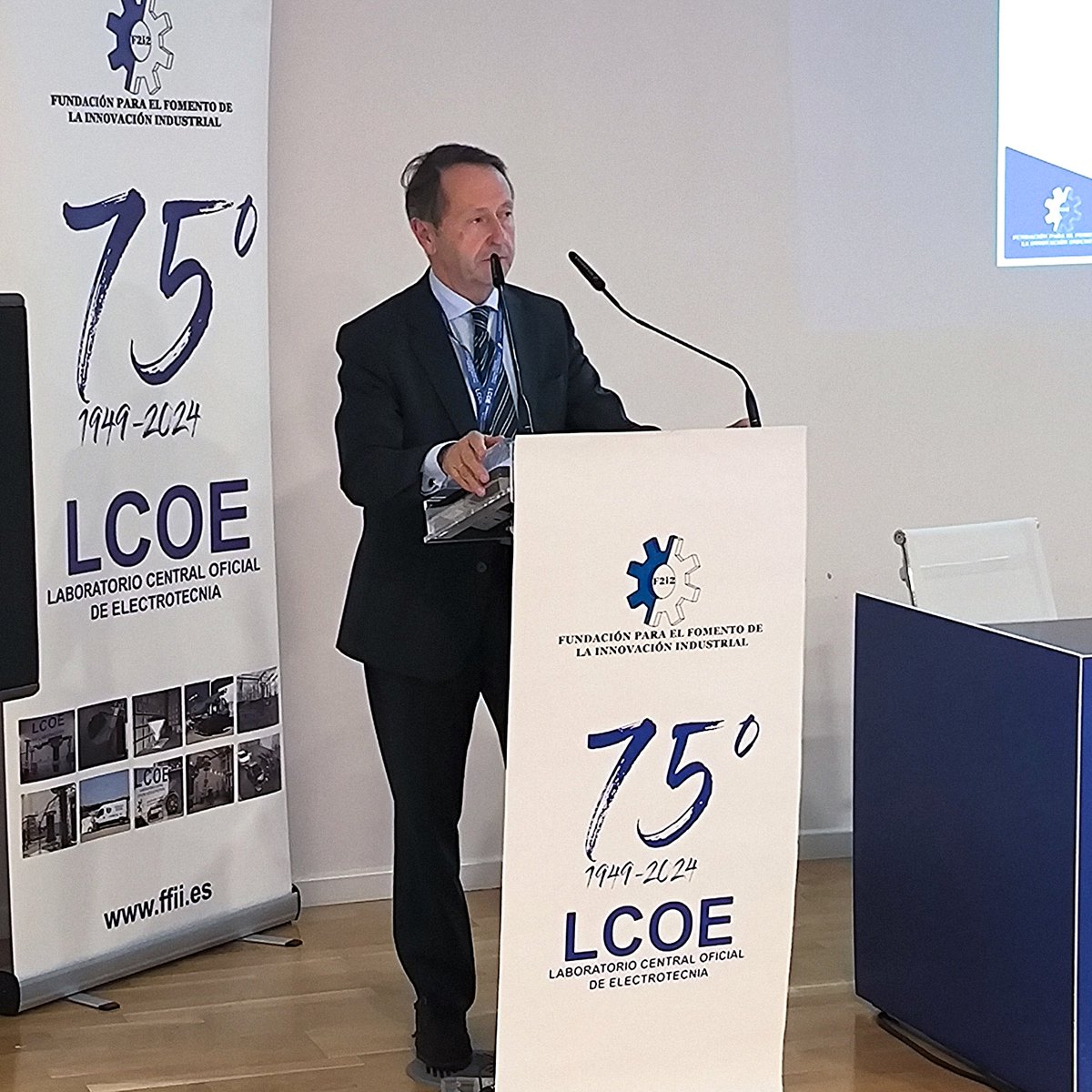 Finalmente, Manuel Valcárcel, director adjunto de la <a href="/F2I2/">F2i2 Fundación Fomento de la Innovación Industrial</a> clausuró la jornada, agradeciendo a ponentes y asistentes su participación e interés
#LCOE75aniversario #ADAS #GRSII #vehiculoelectrico