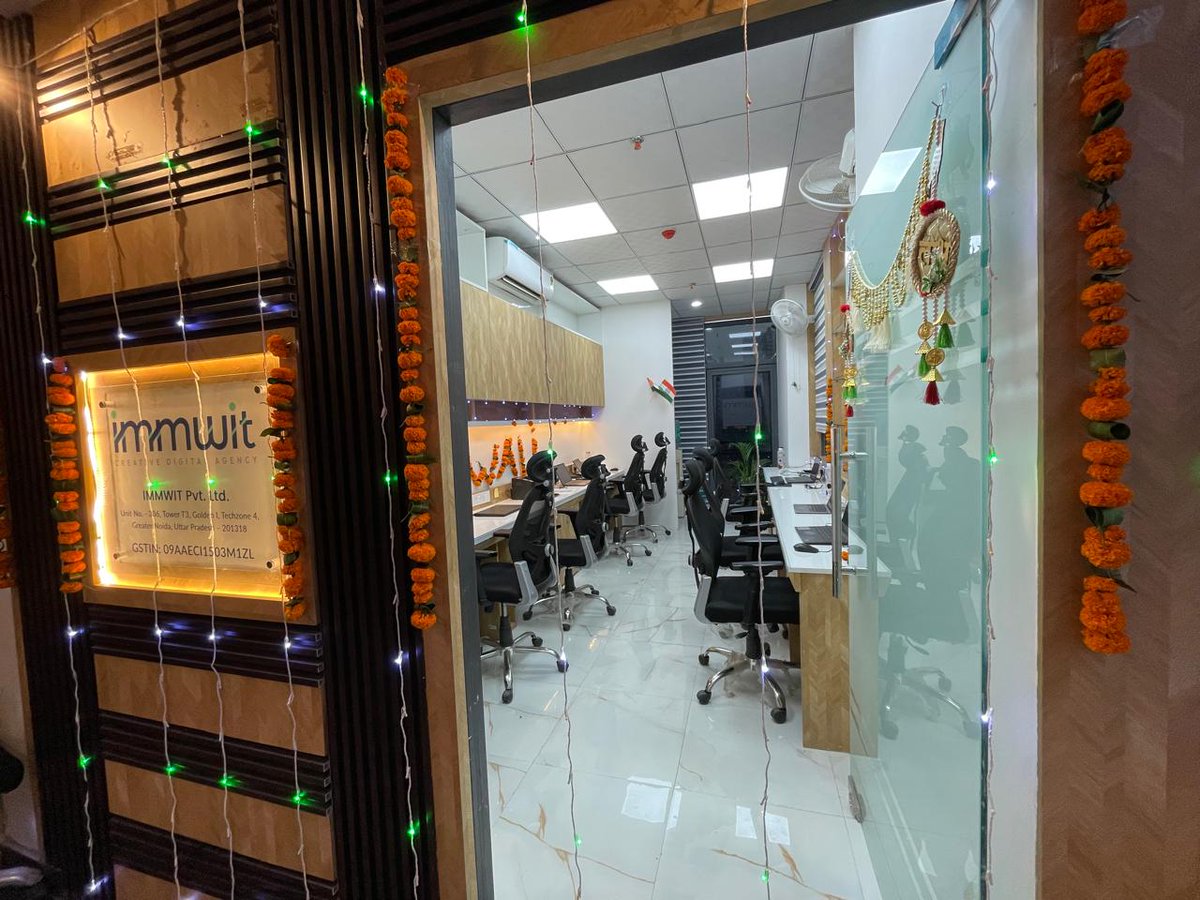 Immwit's tweet photo. 📸🎁 Capturing Diwali Moments at IMMWIT! 🎁📸

This Diwali, we celebrated together with heartfelt gifts and unforgettable memories. Our team gathered to capture the joy, unity, and festive spirit that make IMMWIT a family. 

 #TeamCelebration #IMMWITMoments #DiwaliGifts https://t.co/CqoTlZoNC6