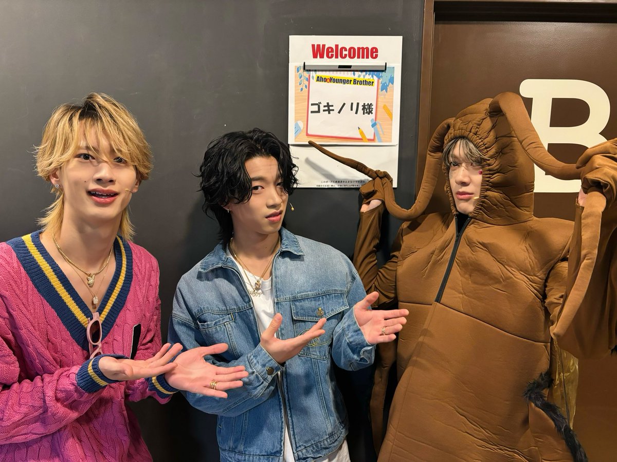 MORRIE_SHOOT_MG's tweet photo. 「もーりー兄弟のファンミーティング」
北海道公演のゲストは #小川史記 さん、#ゴキノリ さんでした🤝🏻

お2人共ありがとうございました😊

@fuminori_ogawa 
#もーりーしゅーと https://t.co/3taiVFHnMe