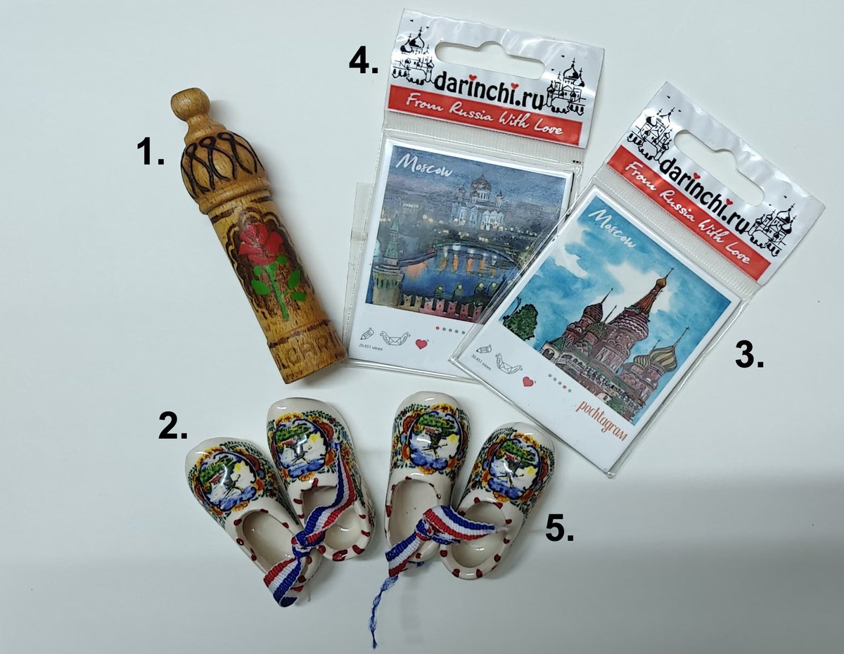 #DiwaliGiveaway   

Sending out these lovely Soveniers which I have got from my trips to #Bulgaria #Russia and #Netherlands to five lucky winners   

All you need to do is

- Should be following this account  
- Retweet this tweet
1. Bulgaria Craved Wooden Perfume Holder with