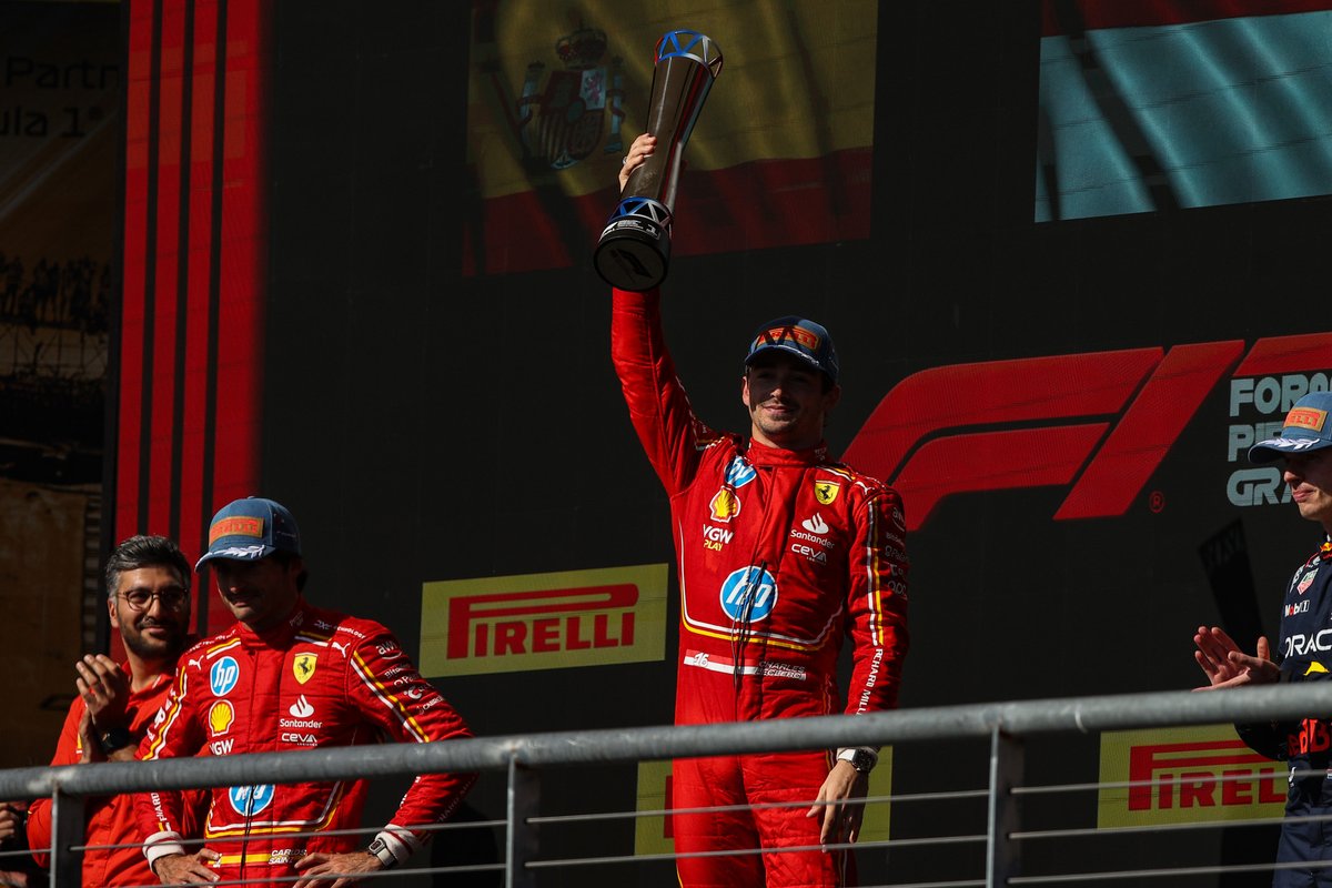ScuderiaFerrari's tweet photo. A special two weeks for the team ❤️🏆 https://t.co/TLoKiorTm9