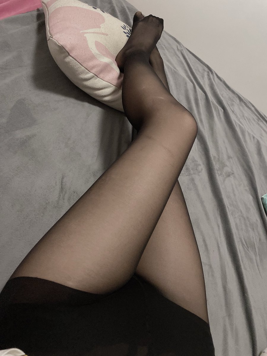 nn07301009's tweet photo. 石家庄天气越来越冷了呀！
喜欢有情商有分寸感的人，不需要多帅但是合眼缘聊得来，约会吃饭看电影喝酒开房也是需要有费用的吧，熟悉了怎么都行，第一次就想白嫖的我觉得还是不要入圈安心找个女朋友！换位思考吧✌️ https://t.co/M6XQagBFyg