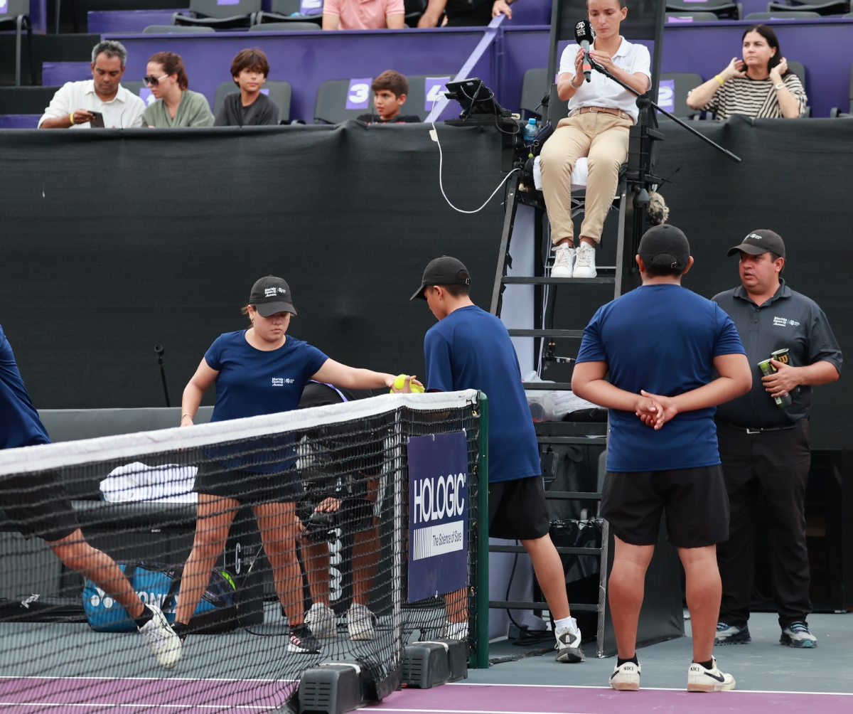 DYDeportes's tweet photo. Soñando al lado de las figuras de WTA https://t.co/kCsVDuZoNt https://t.co/KwrE28hqw1