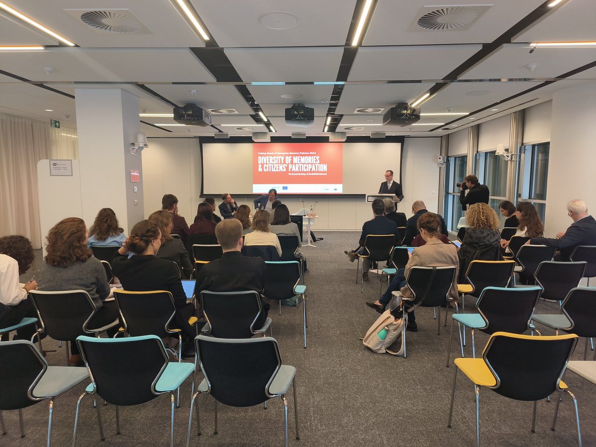 euromemories's tweet photo. 🔛 #TakingStock2024 opening remarks with Julien Mousnier, Director for Rule of Law, Fundamental Rights and #Democracy @EU_Commission, Albrecht John #CivilSociety Outreach Unit @Europarl_EN #infohub, and our director @JordiGuixe #EUROM @SolidaritatUB https://t.co/tAINnvSqi6