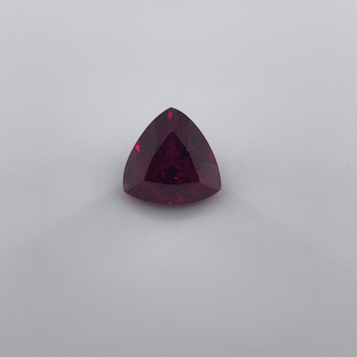 DelmiglioreJ's tweet photo. 【6067-9】
パイロープガーネットルース 0.290ct
4.08×4.05×2.53mm 日独ソ付
#パイロープガーネット #pyropegarnet
#ガーネット #garnet
#カピルのお店デルミリオーレ https://t.co/ulRQI96BtF