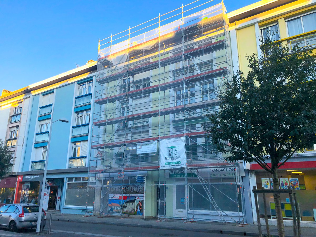 🤩🎨 De la gare au Paquebot, #StNazaireAgglo développe un programme de ravalement des façades de l’avenue de la République
🏗️ Sur 56 copropriétés de l’avenue, 9 copropriétés  #CISN sont engagées dans ce programme, dont 3 ont déjà commencé les travaux !

👉 tinyurl.com/5n7rdnee