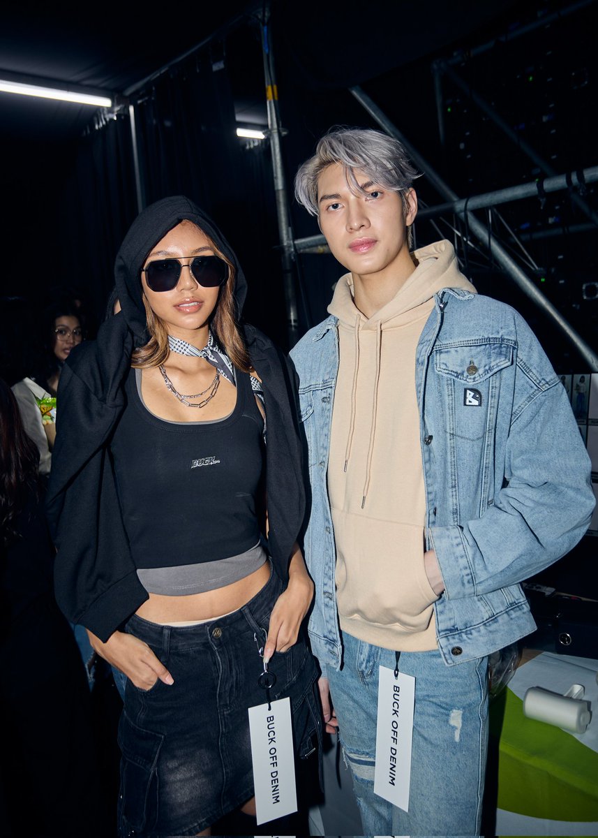 BUCKOFFofficial's tweet photo. and models from BUCK OFF DENIM, luanch the new unisex collection "Zero". represent the "BRAVE" concept.​ This collection encourages everyone to break free, express themselves, and embrace new styles with uniquely designed outfits for all.

#BUCKOFF​
#RobinsonSuperJeansWeek https://t.co/EYCXMyVdyv