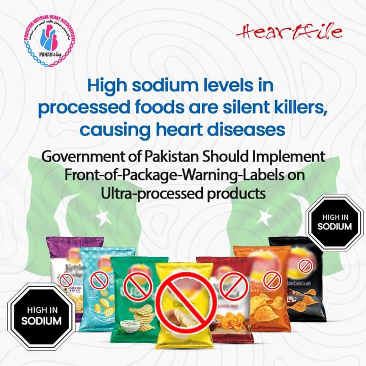 panah84's tweet image. Did you know? High sodium levels in ultra-processed foods like chips and salty snacks are silent contributors to heart disease and high blood pressure. These everyday snacks are slowly taking a toll on our health. It’s time we take action! 

#FOPL #HealthRisks #TransparentLabels